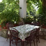 Livio Apartment *